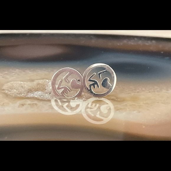 Stainless steel love earrings silver new - Picture 7 of 8